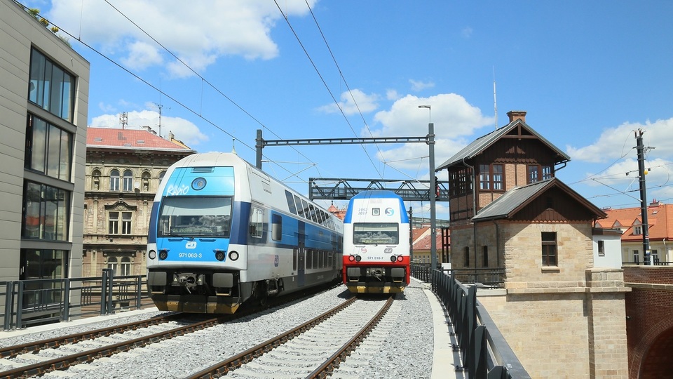 Doprava v Česku se vrací k normálu.