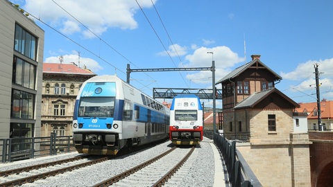 Doprava v Česku se vrací k normálu.