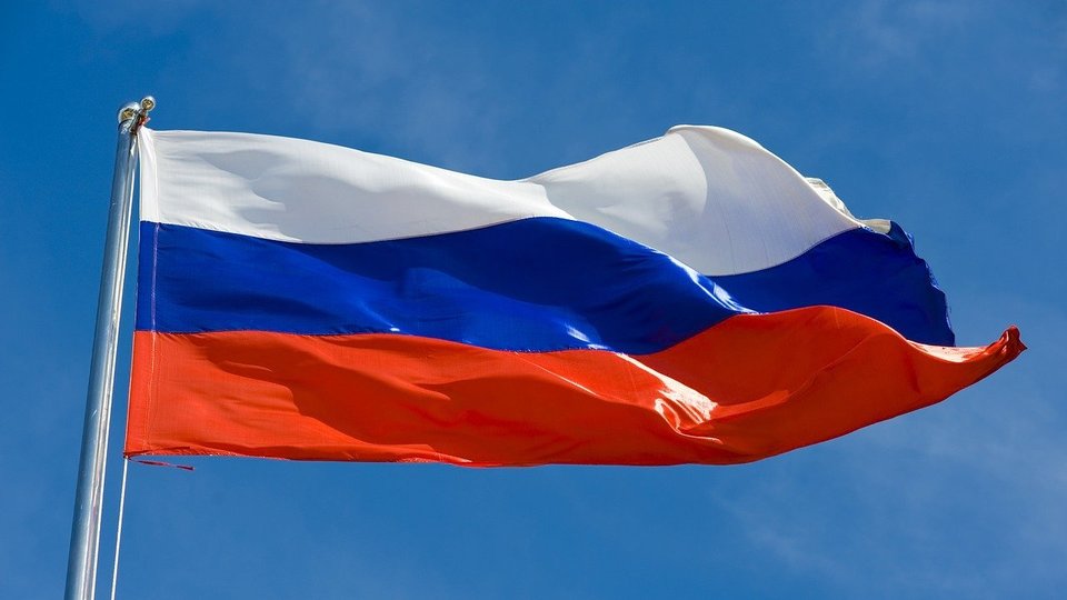 Ruská vlajka.