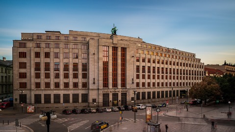 ČNB.
