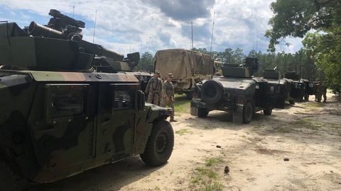 Do řad amerických Zelených baretů poprvé vstoupí žena.