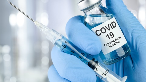 Počet zemřelých lidí s covidem-19 ve čtvrtek stoupl.