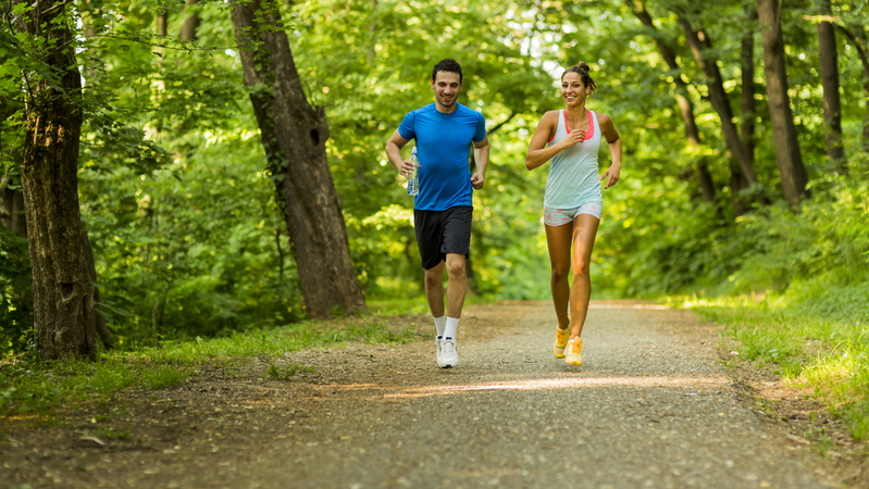 Běhání v přírodě (ilustrační foto).