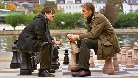 Fox a partneři: Šachová partie