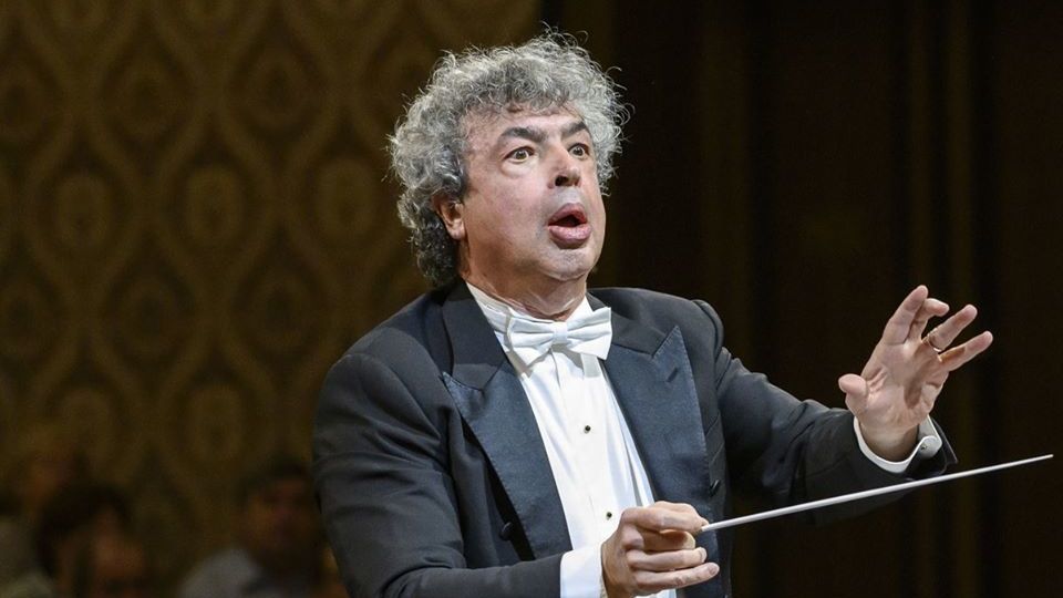 Šéfdirigent a umělecký ředitel Semjon Byčkov.