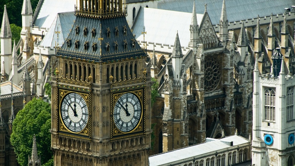 Veřejný dluh Velké Británie narostl, viníkem je koronavirus.