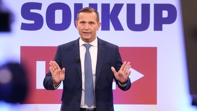 Moderátor pořadu Jaromír Soukup.