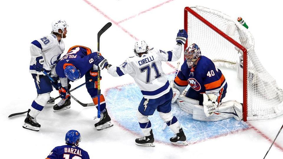 Hokejisté Tampy vstřelili branku.