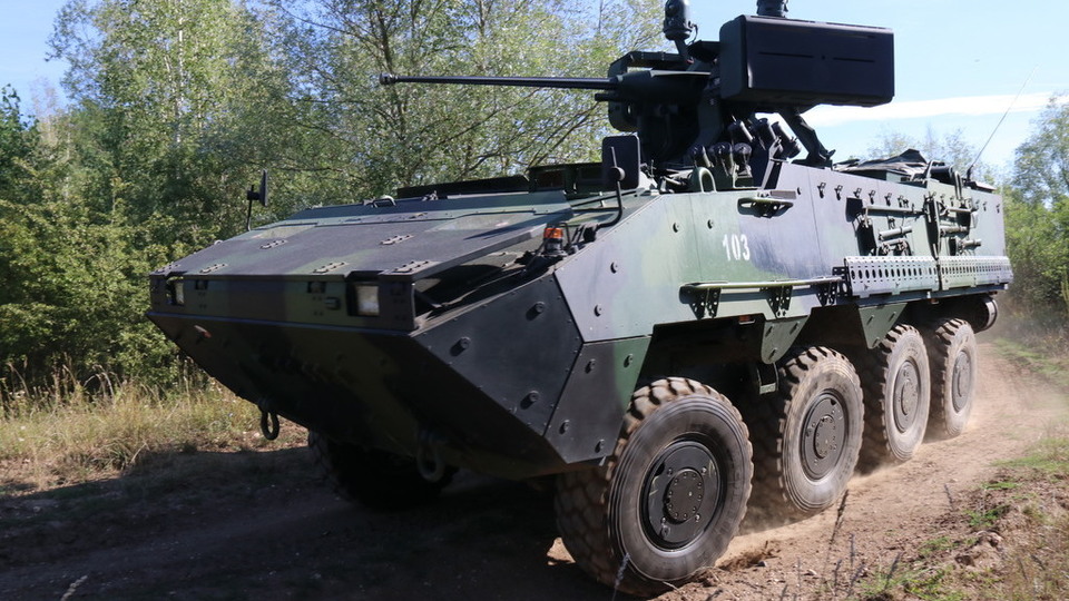 Bojové obrněné vozidlo Pandur.