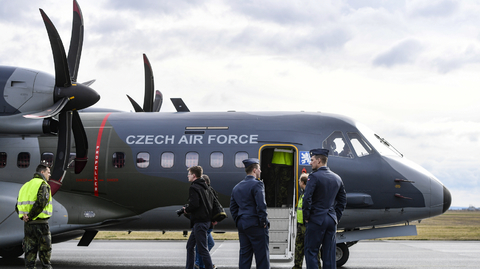 Vojenský speciál CASA.