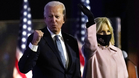 Joe Biden a jeho chotí Jill Bidenovou. 