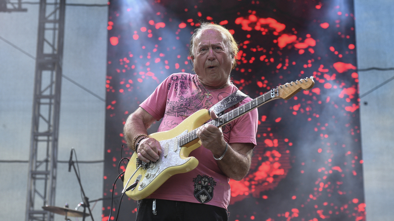 Frontman skupiny Olympic Petr Janda.