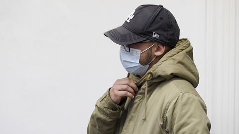 Muži z dokumentu V síti uložil soud podmínku, schválil dohodu.