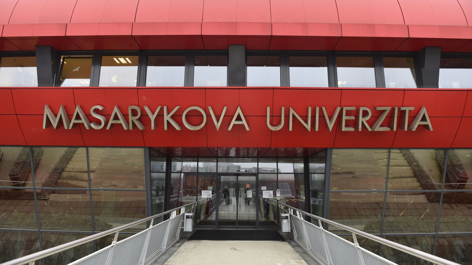 Masarykova univerzita v Brně.