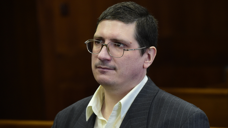 Obžalovaný Pavel Nárožný u soudu.