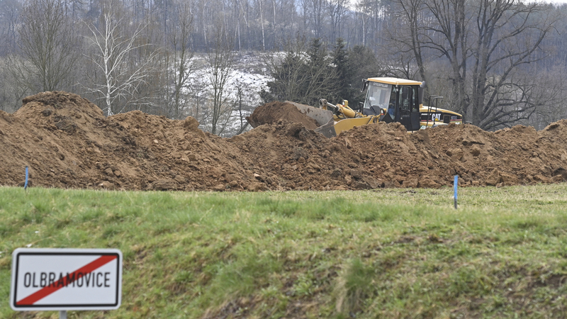V Olbramovicích na Benešovsku 13. dubna 2021 začala stavba obchvatu.