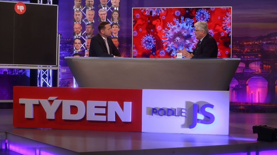 Moderátor pořadu Jaromír Soukup a ředitel nemocnice Motol Miloslav Ludvík (ČSSD).