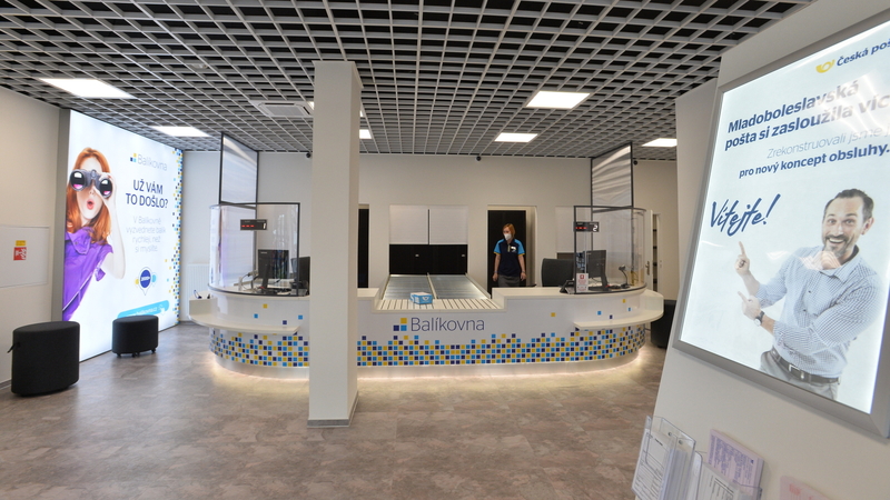 Zrekonstruovaná pobočka České pošty byla otevřena 27. května 2021 v Mladé Boleslavi.