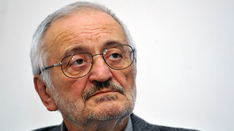 Ve věku 81 let zemřel 18. července 2021 při hudebním vystoupení v Bratislavě slovenský herec a komik Milan Lasica (na snímku z 1. prosince 2010), informoval s odkazem na vlastní zdroj deník SME.