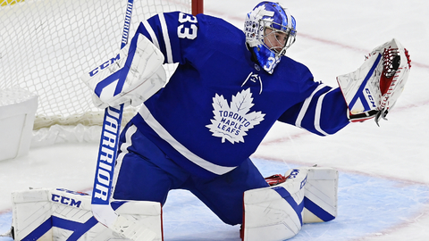 Brankář David Rittich mění dres Toronta za Nashville.