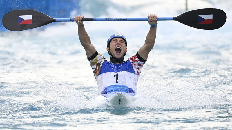 Letní olympijské hry Tokio 2020, 30. července 2021. Vodní slalom, K1 muži, finále. Vítěz Jiří Prskavec z ČR.