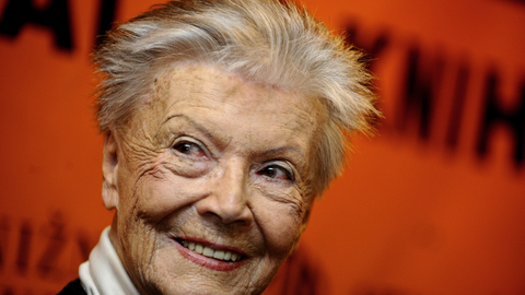 Ve věku 95 let ve středu 25. srpna 2021 zemřela herečka Zdenka Procházková (na snímku z 1. března 2011). Informoval o tom dnes server CNN Prima News. Z poslední doby ji diváci mohli vidět ve filmu Lída Baarová režiséra Filipa Renče.