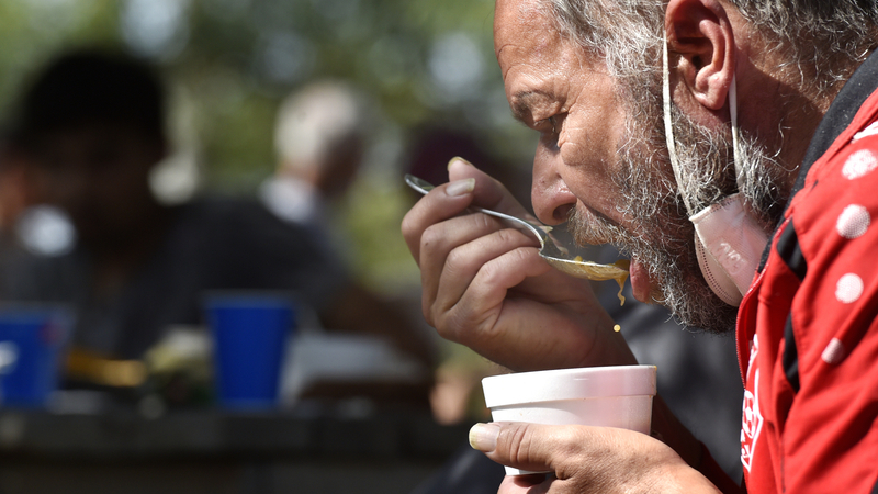 Piknik pro lidi bez domova.