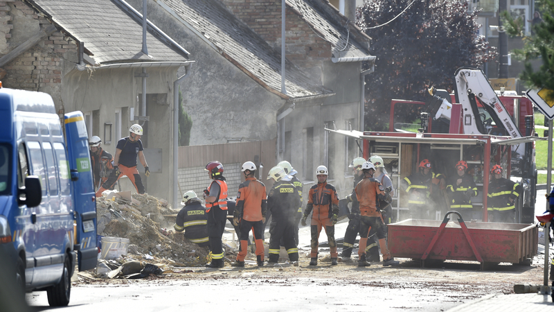 Hasiči zasahovali 15. září 2021 u výbuchu plynu v rodinném domě v Koryčanech na Kroměřížsku. Neštěstí si vyžádalo životy dvou lidí.