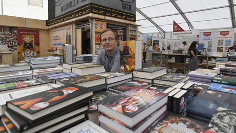 V Průmyslovém paláci na holešovickém Výstavišti začal 23. září 2021 mezinárodní knižní veletrh a literární festival Svět knihy Praha.