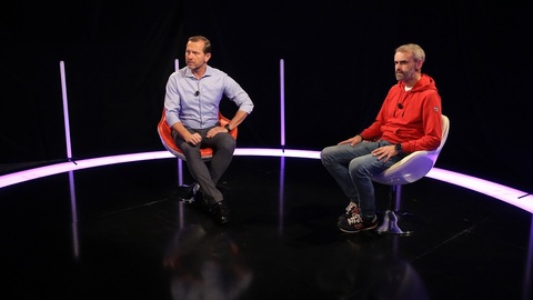 Nový pořad TV Barrandov Na ostří nože se Soukupem (na snímku moderátor pořadu Jaromír Soukup a lídr občanského hnutí Přísaha Robert Šlachta).