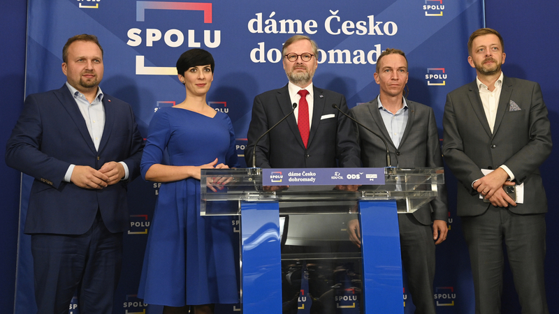 Představitelé koalic SPOLU a PirSTAN.