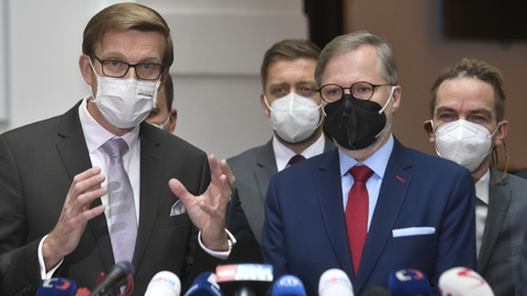 Představitelé koalice SPOLU a PirSTAN.