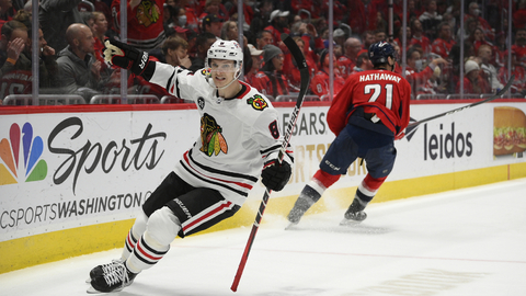 Dominik Kubalík se raduje ze vstřelené branky.