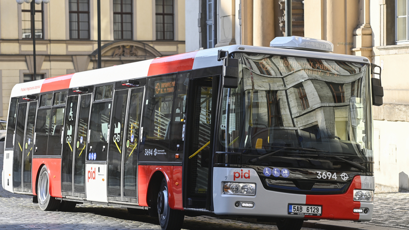 Autobus Pražské integrované dopravy (ilustrační foto).