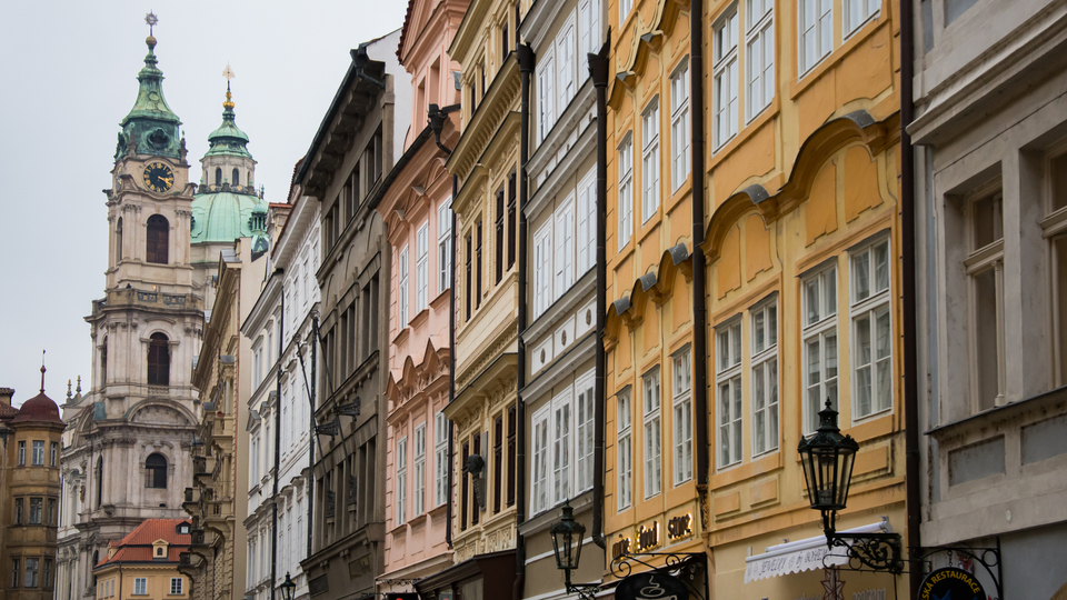 Domy v Praze (ilustrační foto).