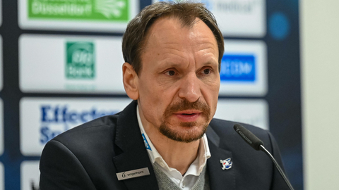 Hokejový trenér Pavel Gross.