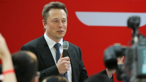 Nejbohatší muž planety Elon Musk.