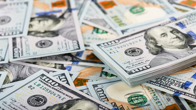 Americký dolar (ilustrační foto).