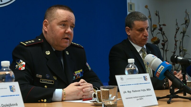 třelbu v Boňkově nepřežili seniorský pár a mladistvý hoch,jeho matka je zraněna