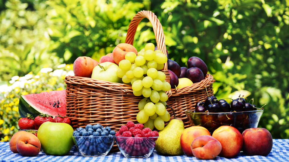 Přes polovinu domácností si pěstuje ovoce a zeleninu