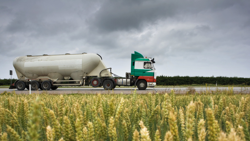 EU řeší možnosti dotace přepravy obilí z Ukrajiny skrze okolní země 