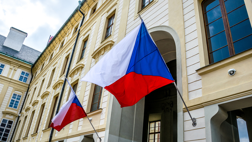 Datum podpisu penzijní novely zatím nebylo stanovejno, vláda chce, aby účinkovala od září