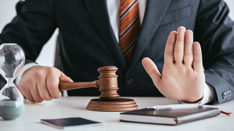 Průtahy v insolvenčních sporech, soudkyni Bartákové hrozí odvolání