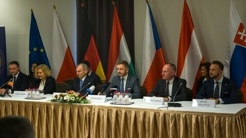 Země Visegrádské čtyřky se společně s Německem a Rakouskem dohodly na pravidelných schůzkách týkajících se migrace