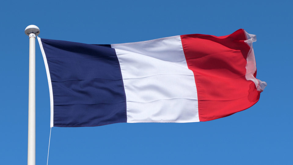 Francouzský ministr vnitra navrh zrušení dalších krajně pravicových organizací