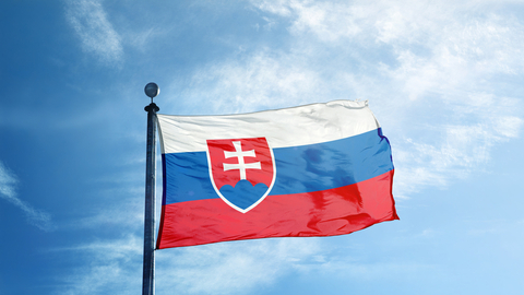 Slovenská vláda schválila návrh na zvýšení daní, chystá konsolidační balíček