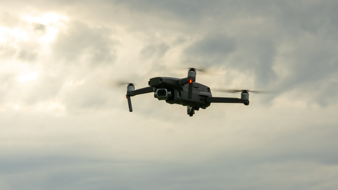 Ukrajinská protivzdušná obrana v noci na dnešek sestřelila všech pět ruských dronů typu Šáhed, tvrdí Kyjev