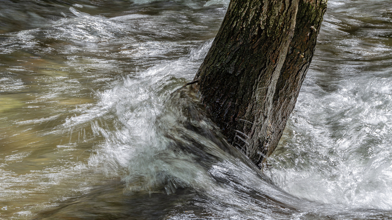 Hladina řek v Česku nadále stoupá, na šesti místech je vyhlášen třetí povodňový stupeň