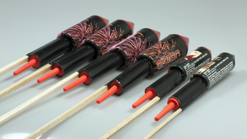 Rakouští policisté při kontrolách na hranicích s Českem v poslední době lidem zabavili asi 25.000 kusů zakázané pyrotechniky nakoupených v ČR