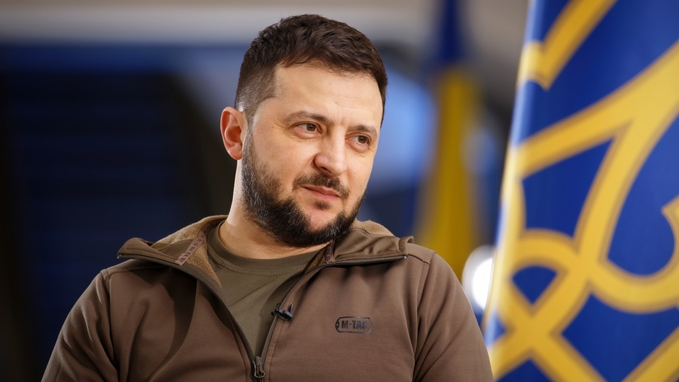 Rusku docházejí zbraně, případné příměří jim poskytne čas se přezbrojit, uvedl Zelenskyj